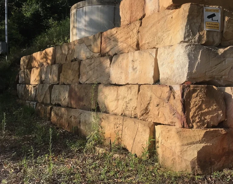 b grade retaining wall Landscape with sandstone blocks