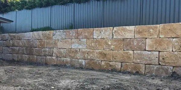 sandstone retaining wall